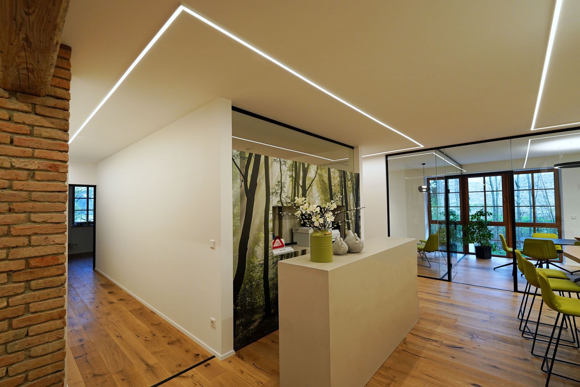 lichtlinien-innen-buero_366